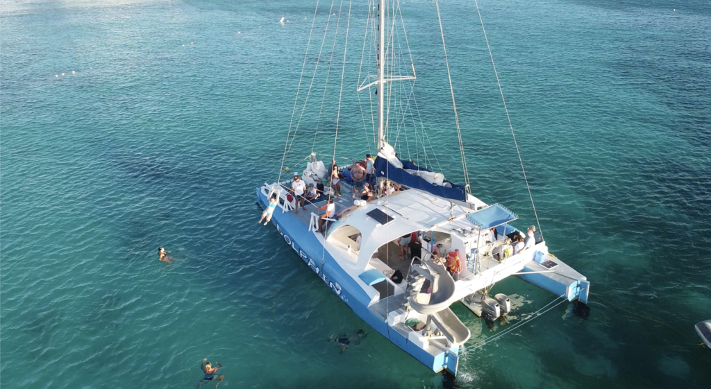 Captura de Pantalla 2023-02-19 a la(s) 1.17.12 p.m. Catamaran Cruise